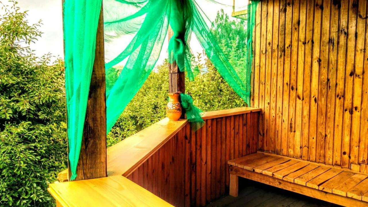 Гостевой Таунхаус Hotel Demidov Ngoại thất bức ảnh