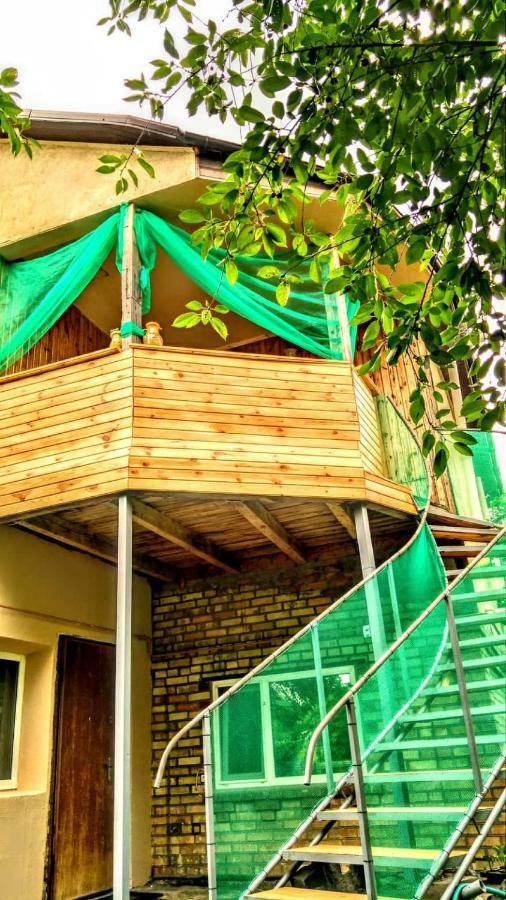 Гостевой Таунхаус Hotel Demidov Ngoại thất bức ảnh