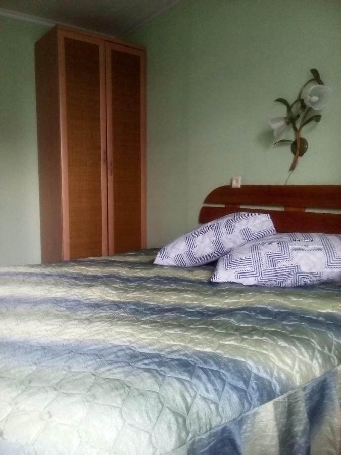 Гостевой Таунхаус Hotel Demidov Ngoại thất bức ảnh