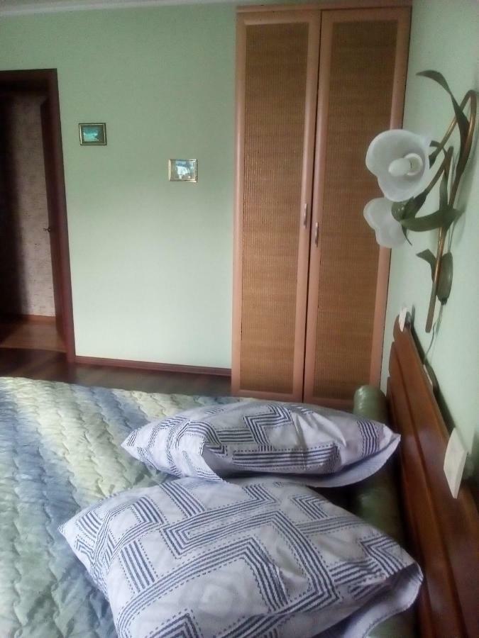 Гостевой Таунхаус Hotel Demidov Ngoại thất bức ảnh