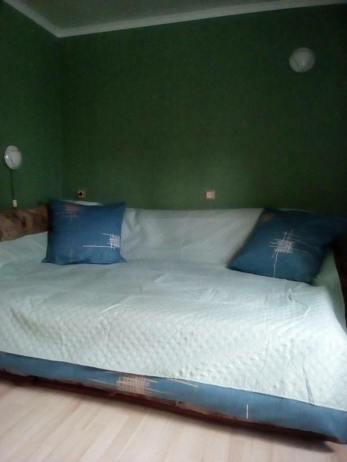 Гостевой Таунхаус Hotel Demidov Ngoại thất bức ảnh